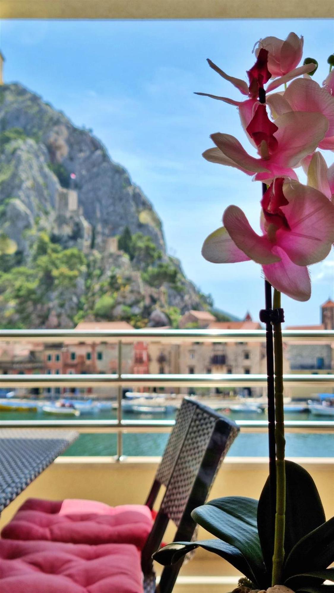 Mitra Zonata Blue Appartement Omiš Buitenkant foto