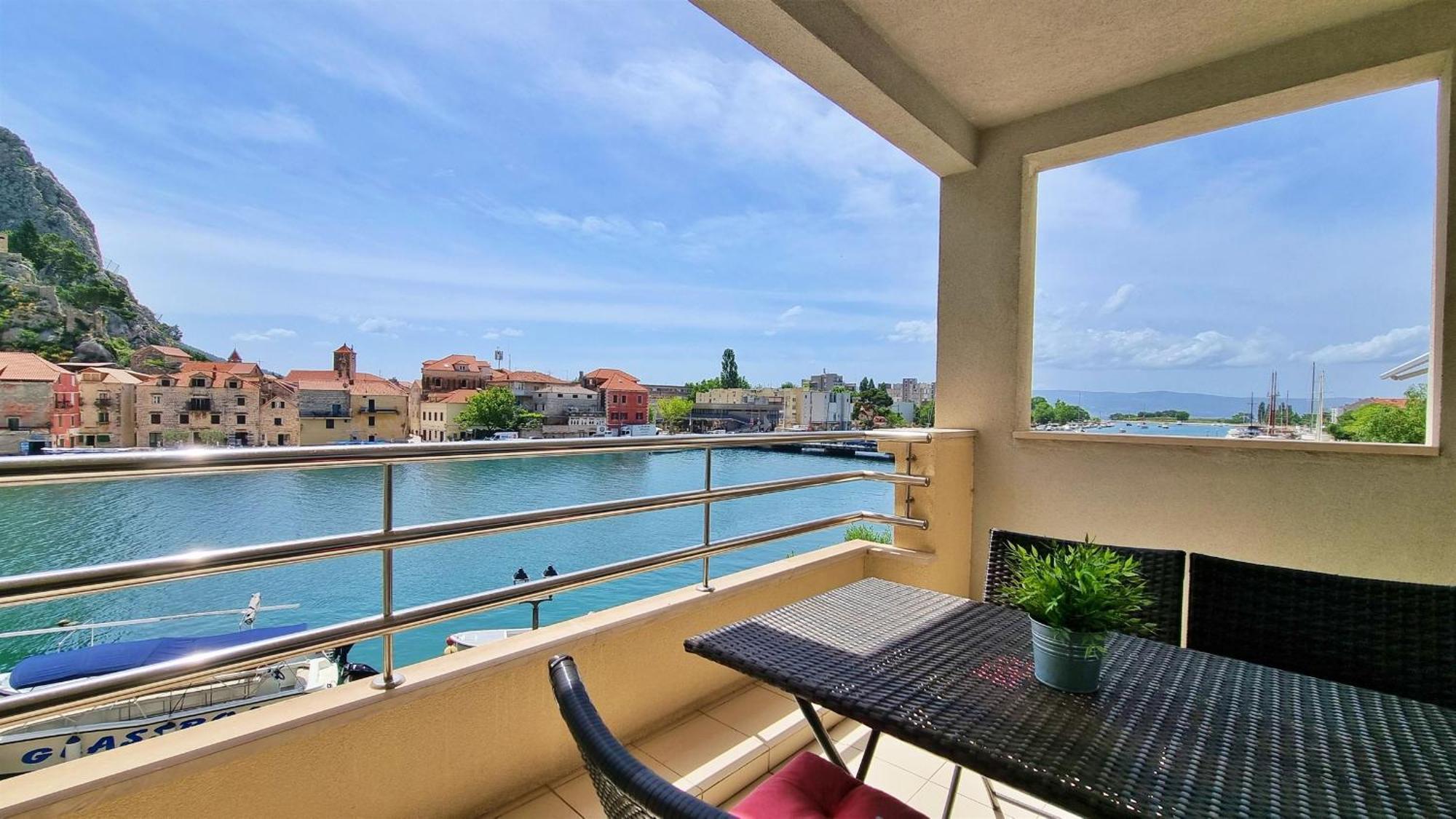 Mitra Zonata Blue Appartement Omiš Buitenkant foto
