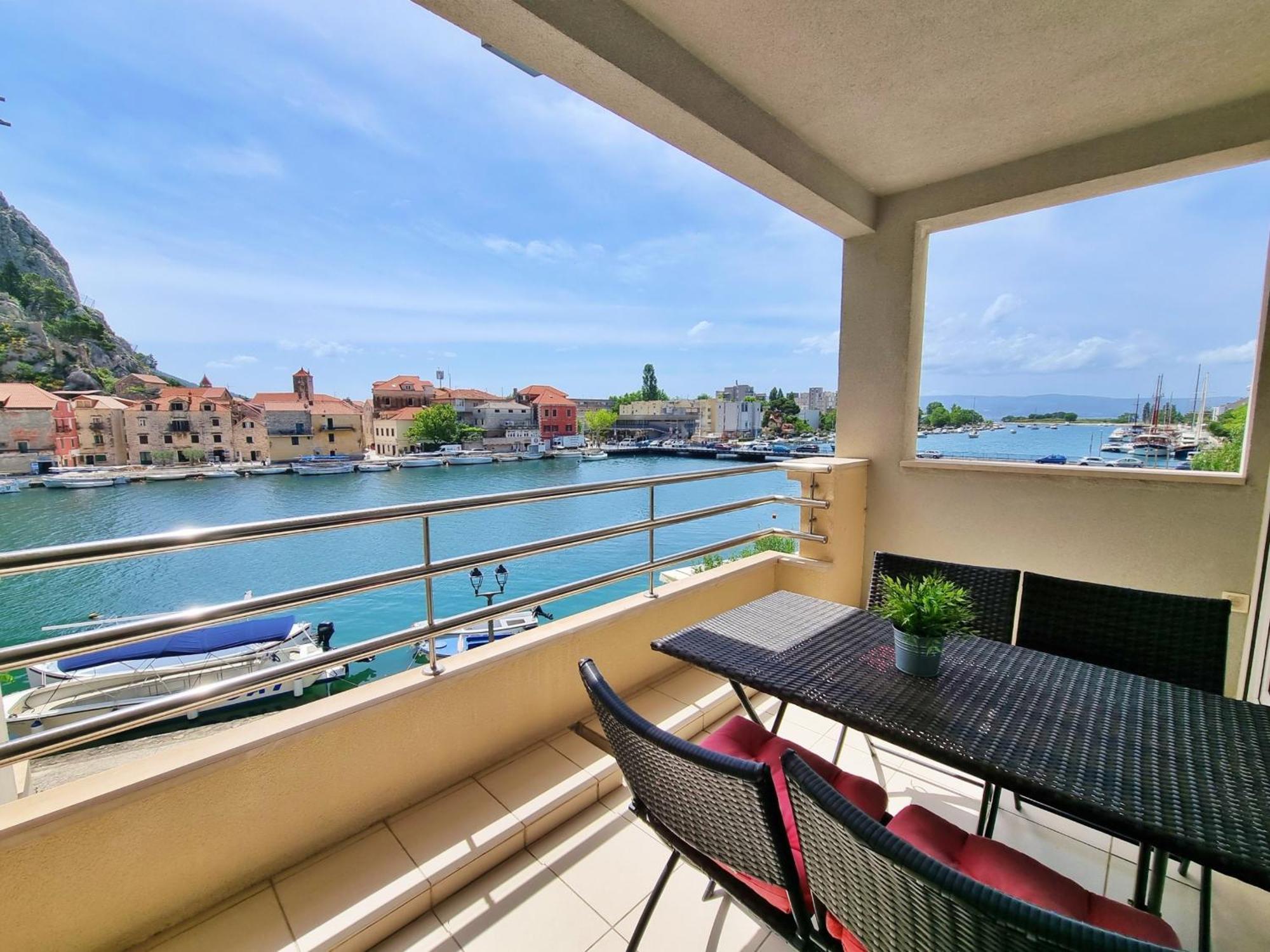 Mitra Zonata Blue Appartement Omiš Buitenkant foto